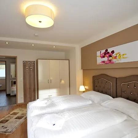 Sunshine - Great Mountain View Apartament Schladming