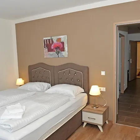 Sunshine - Great Mountain View *